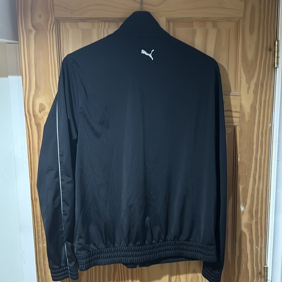 Puma Lightweight Men’s Jacket Size M US Excellent condition - Picture 2 of 3